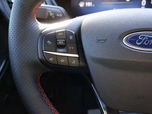 Used 2023 Ford Escape ST-Line Elite image 31