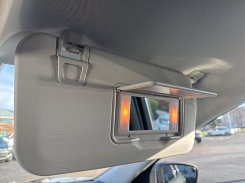 Certified 2025 Ford Escape SE image 37