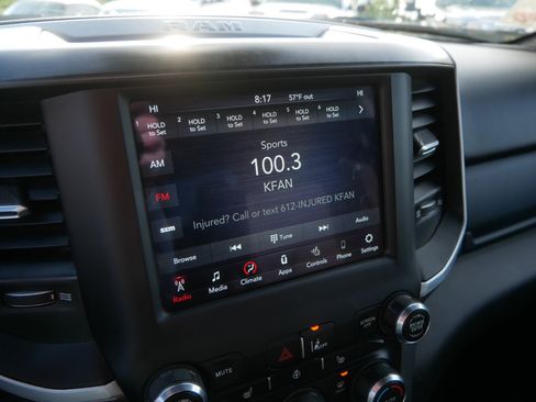Used 2021 RAM 1500 Big Horn AWD/4WD image 32