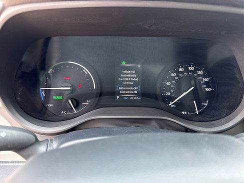 Used 2022 Toyota Sienna XLE image 24