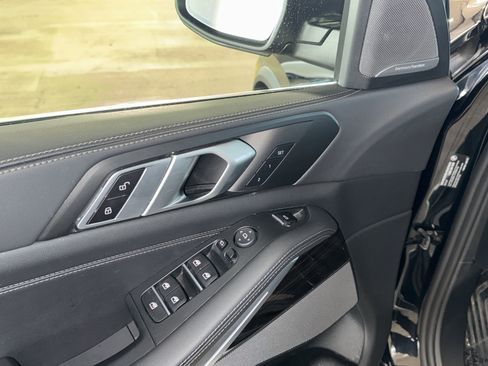Certified 2025 BMW X5 xDrive40i image 18