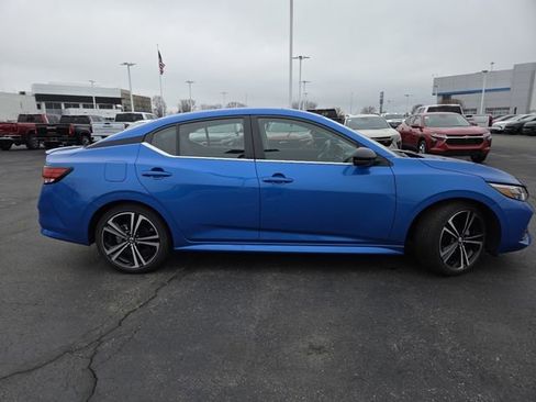 Used 2023 Nissan Sentra SR w/ Electronics Package FWD image 18