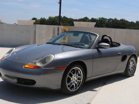 Used 2002 Porsche Boxster RWD image 8