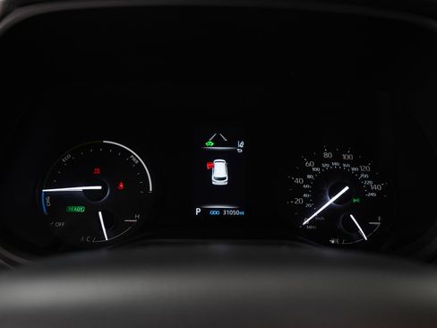 Used 2023 Toyota Sienna XSE AWD/4WD image 29