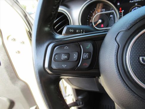 Used 2020 Jeep Gladiator Sport w/ Quick Order Package 24S image 18