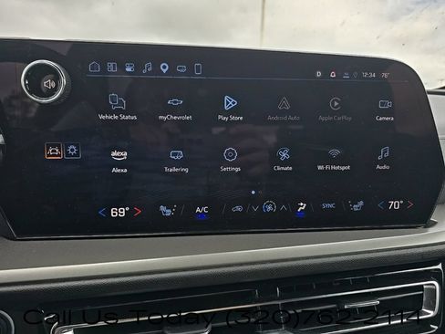 Used 2025 Chevrolet Traverse LT w/ Driver Confidence Package AWD/4WD image 16