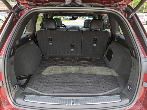 Used 2022 Jeep Grand Cherokee Overland image 13