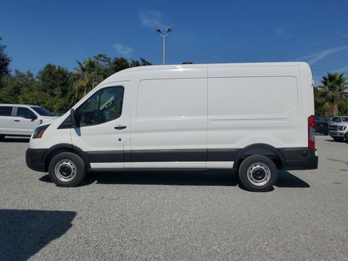 New 2026 Ford Transit 250 148 Medium Roof image 7