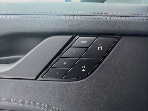 Certified 2023 Porsche 911 50th Anniversary Edition image 10