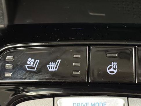 Used 2024 Hyundai Tucson Limited image 31