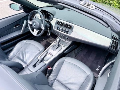 Used 2003 BMW Z4 3.0i RWD image 21