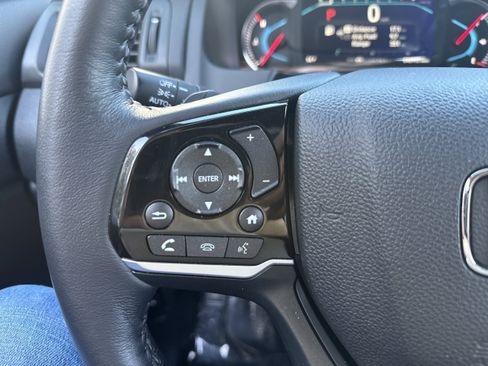 Used 2021 Honda Pilot Elite image 32