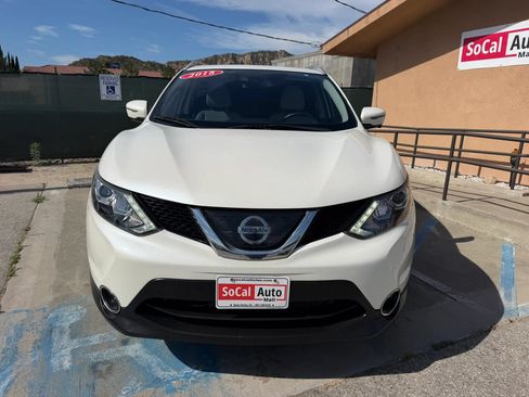 Used 2018 Nissan Rogue Sport SL w/ SL Premium Package FWD image 8