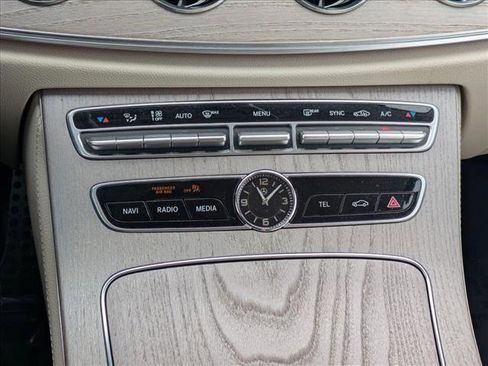 Used 2018 Mercedes-Benz E 400 E 400 image 13
