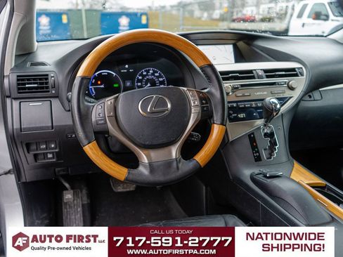 Used 2015 Lexus RX 450h AWD image 11