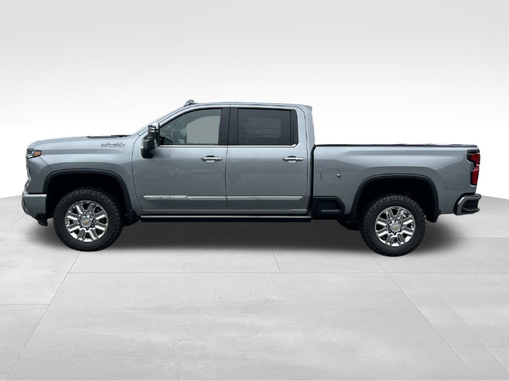 New 2026 Chevrolet Silverado 2500 High Country w/ High Country Premium Package AWD/4WD image 6