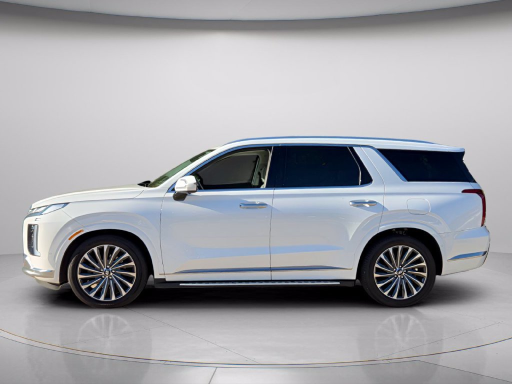 Used 2024 Hyundai Palisade Calligraphy AWD/4WD image 3