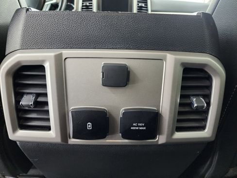 Used 2021 Ford F250 Lariat w/ Lariat Value Package image 40