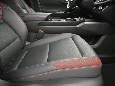 Certified 2025 Chevrolet Equinox RS w/ Safety and Technology Package FWD image 25