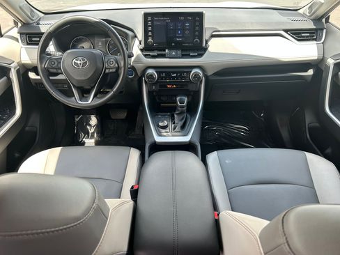 Used 2021 Toyota RAV4 XLE Premium AWD/4WD image 23
