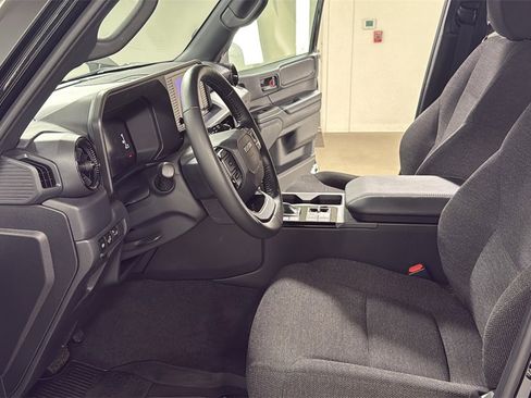 Used 2024 Toyota Land Cruiser image 12