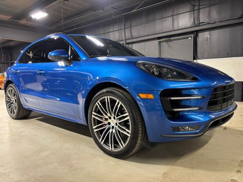 Used 2017 Porsche Macan Turbo image 3