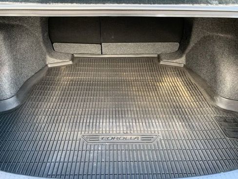 Certified 2025 Toyota Corolla LE image 27