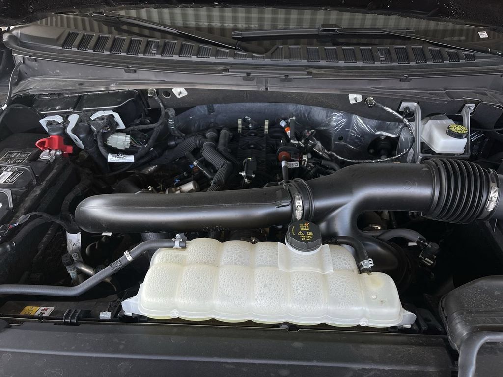 Used 2025 Lincoln Navigator Reserve AWD/4WD image 30