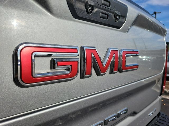 Used 2025 GMC Sierra 1500 SLT AWD/4WD image 33