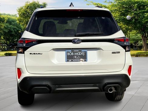 New 2025 Subaru Forester Touring image 4
