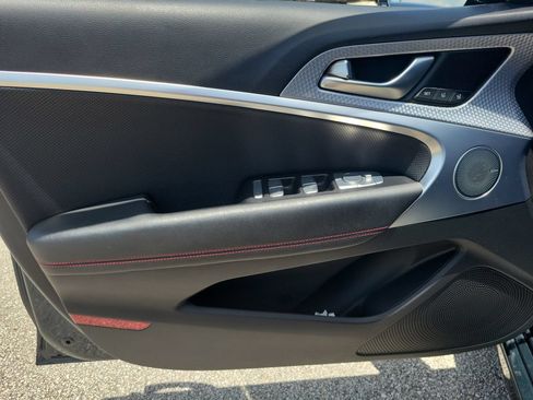 Used 2023 Genesis G70 2.0T w/ Sport Prestige Package RWD image 11