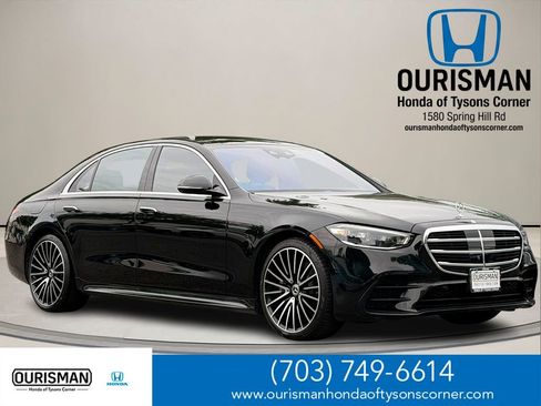 Used 2022 Mercedes-Benz S 500 4MATIC w/ AMG Line Package image 1