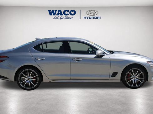 Used 2025 Genesis G70 2.5T RWD image 9
