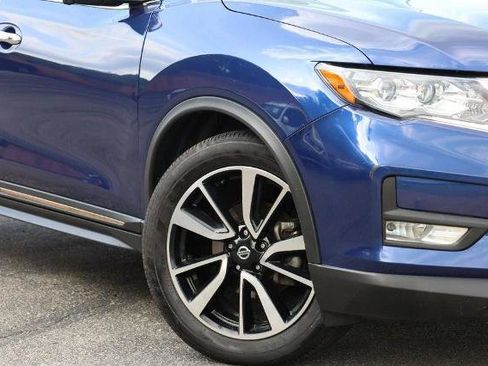 Used 2020 Nissan Rogue SL w/ Premium Package FWD image 3