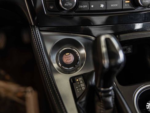 Used 2016 Nissan Maxima Platinum FWD image 28