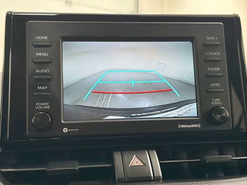 Certified 2021 Toyota RAV4 LE AWD/4WD image 19