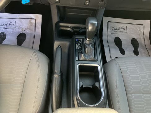Used 2019 Toyota Tacoma SR w/ SX Package RWD image 13