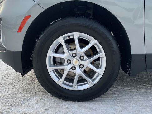 Used 2024 Chevrolet Equinox LT AWD/4WD image 30