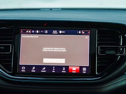 Certified 2022 Dodge Durango R/T w/ Blacktop Package image 16