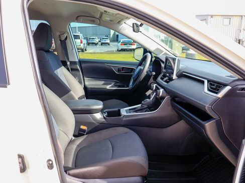 Used 2025 Toyota RAV4 LE FWD image 10