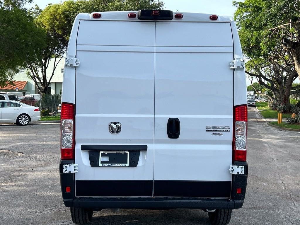 New 2024 RAM ProMaster 2500 w/ Upfitter's Prep Package FWD image 3