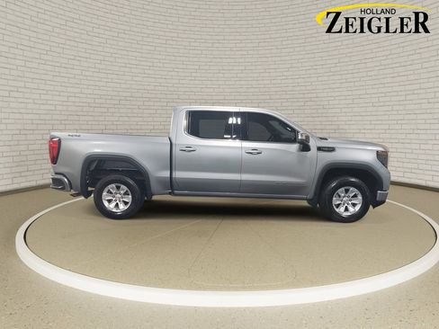Used 2024 GMC Sierra 1500 SLE image 4
