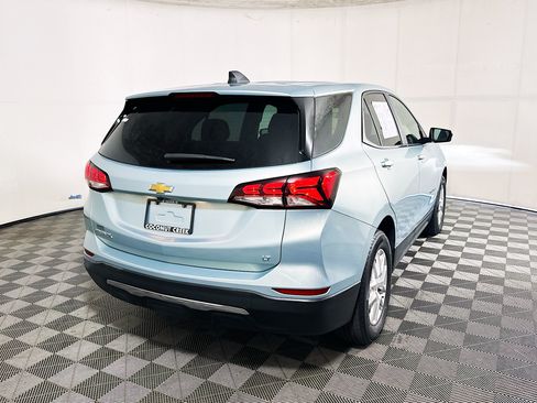 Used 2022 Chevrolet Equinox LT FWD image 3