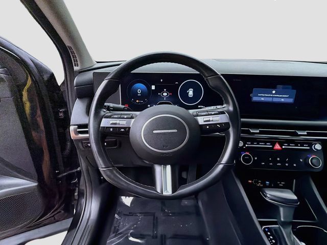 Certified 2025 Hyundai Tucson SEL FWD image 11