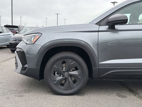 New 2026 Volkswagen Taos S FWD image 9