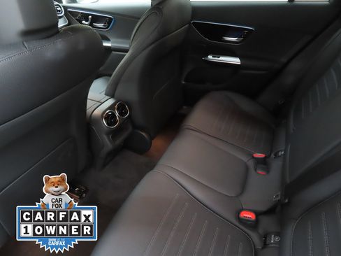 Used 2025 Mercedes-Benz GLC 300 4MATIC w/ AMG Line image 21