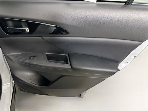 Used 2024 Mitsubishi Eclipse Cross SE image 28