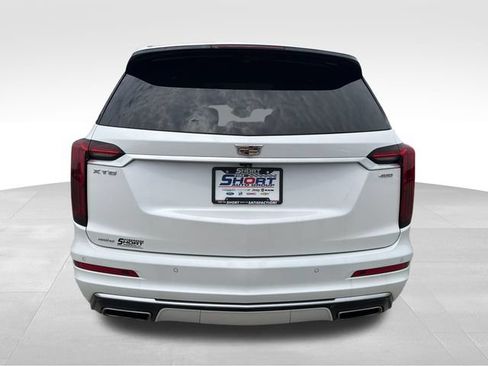 Used 2024 Cadillac XT6 Premium Luxury AWD/4WD image 12