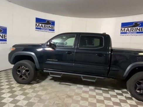 Used 2018 Toyota Tacoma TRD Off-Road image 7