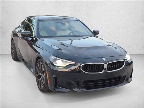 Used 2022 BMW 230i Coupe w/ Convenience Package RWD image 3